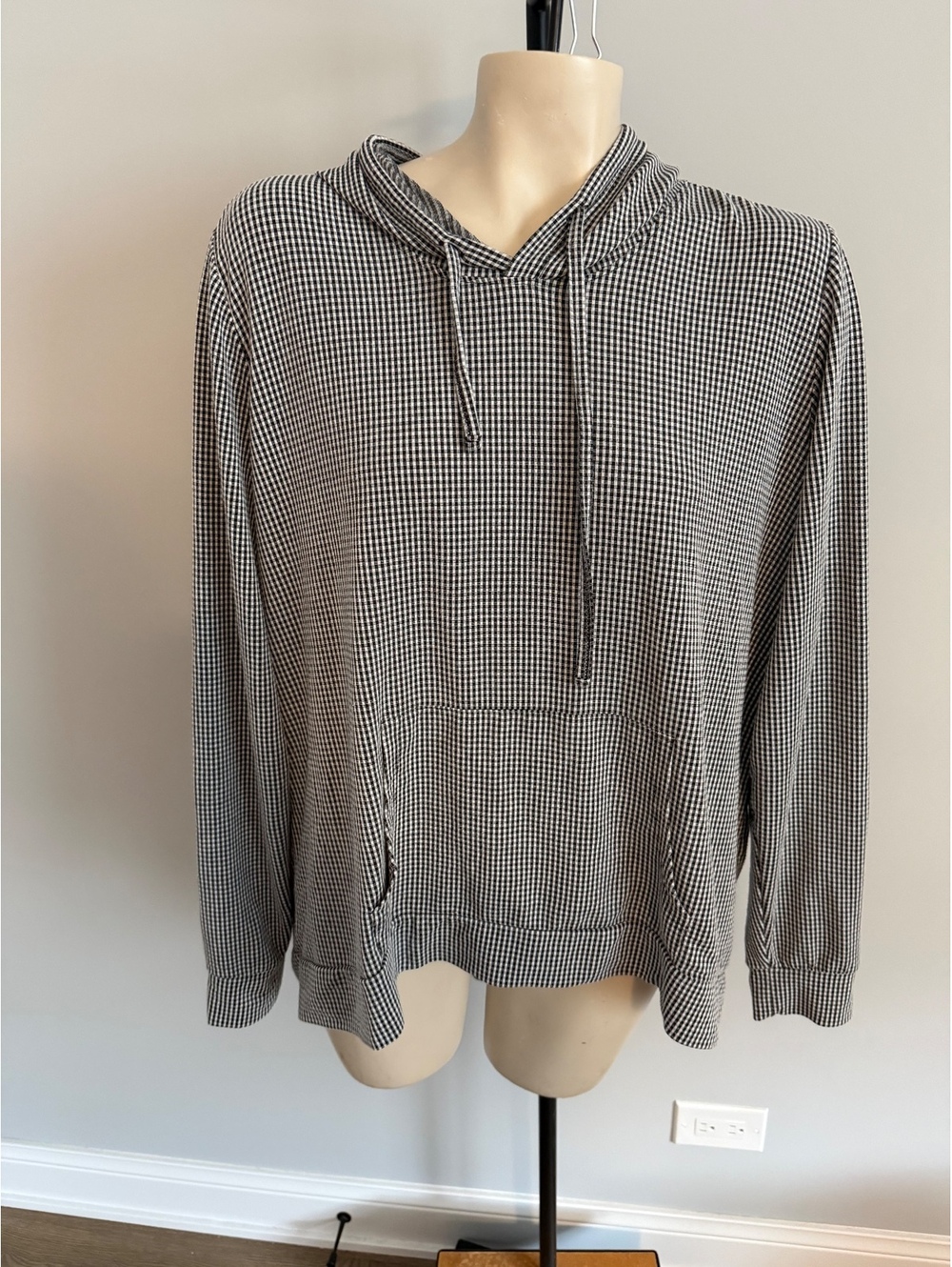 Weatherproof Vintage Women's Black and White Checkered Hoodie Tunic XL